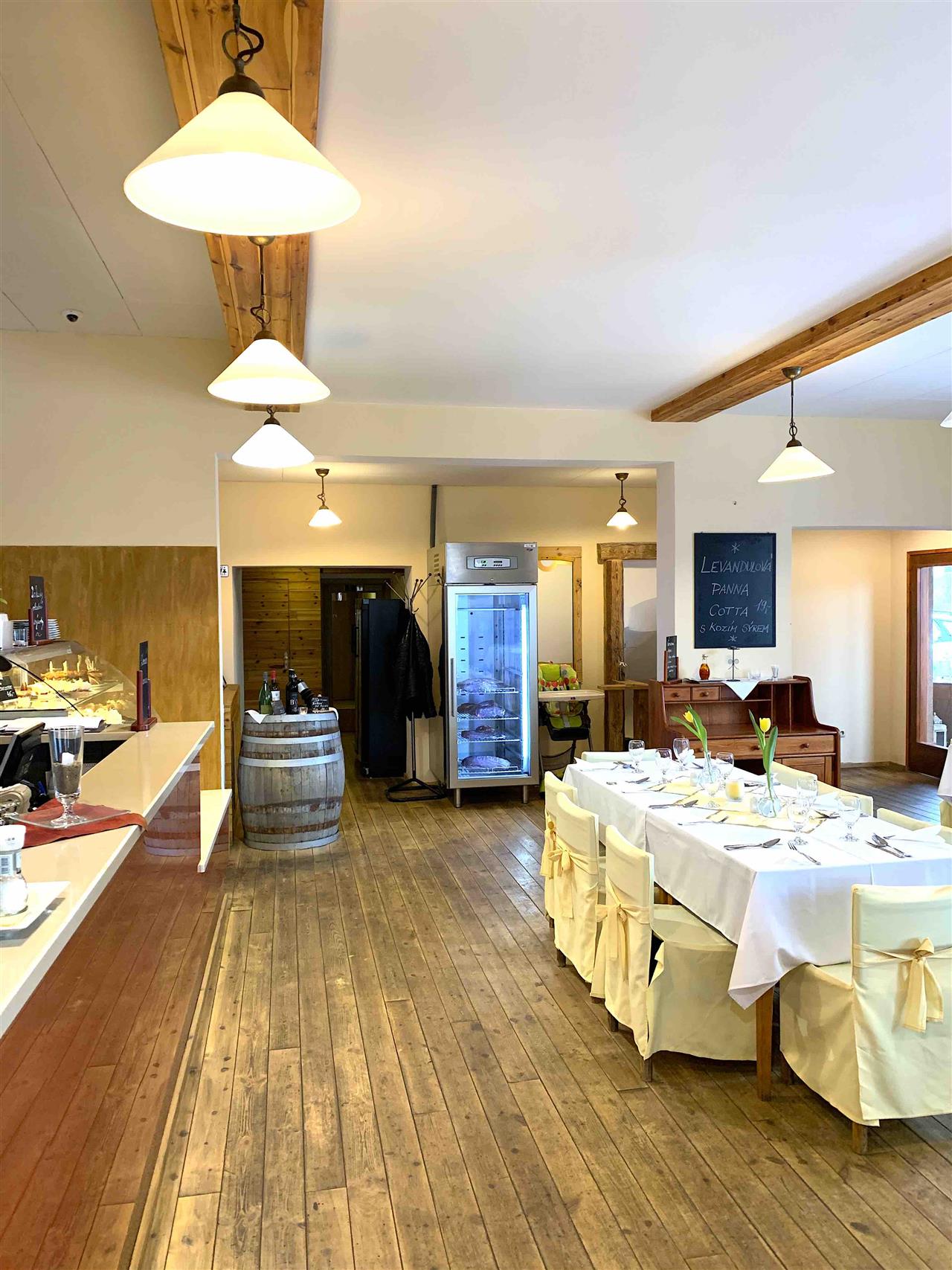 Zrací a sušcí skříň_Restaurant VNUK_prodává Gastronox